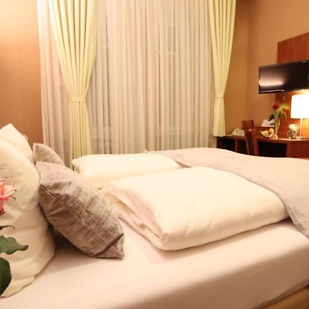 Hotel Wahlster Saarbrücken Eksteriør bilde