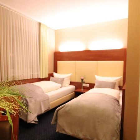 Hotel Wahlster Saarbrücken Eksteriør bilde