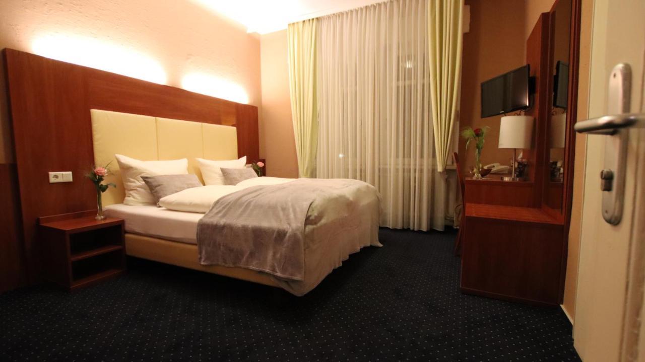Hotel Wahlster Saarbrücken Eksteriør bilde